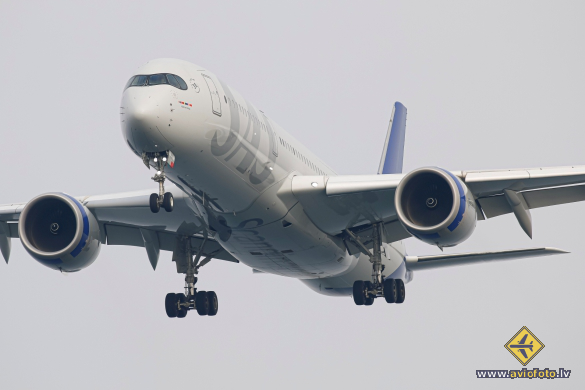 Airbus A350-941